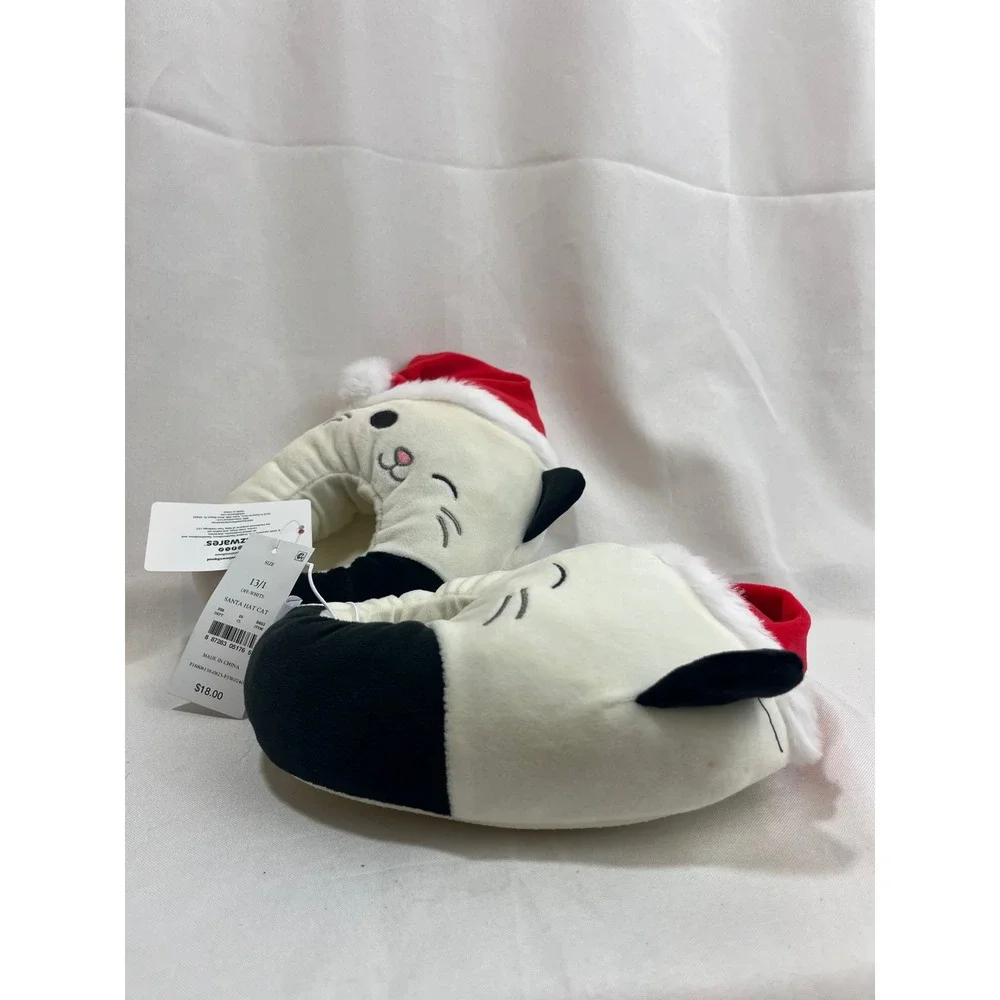 Squishmallows Santa Hat Cat Kids Slippers Off-White Black Christmas Size 13/1